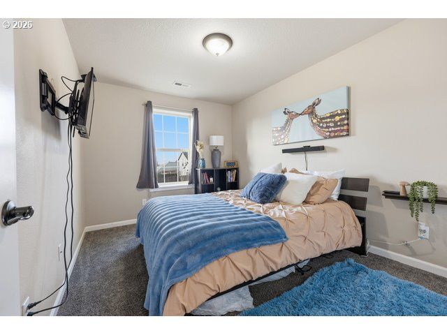 1560 Ne GARDINER Dr, Estacada, OR 97023
