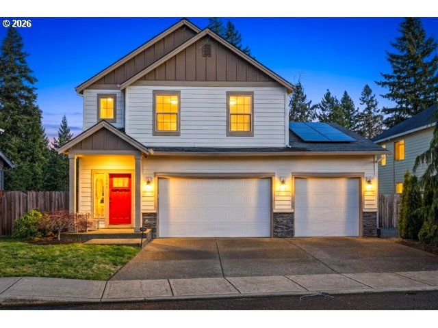 1560 Ne GARDINER Dr, Estacada, OR 97023