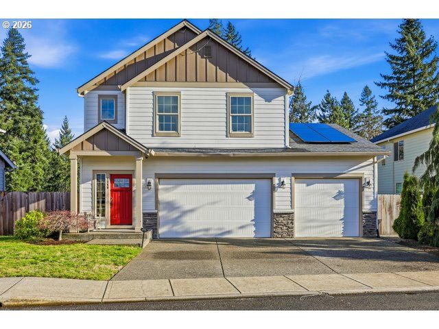1560 Ne GARDINER Dr, Estacada, OR 97023
