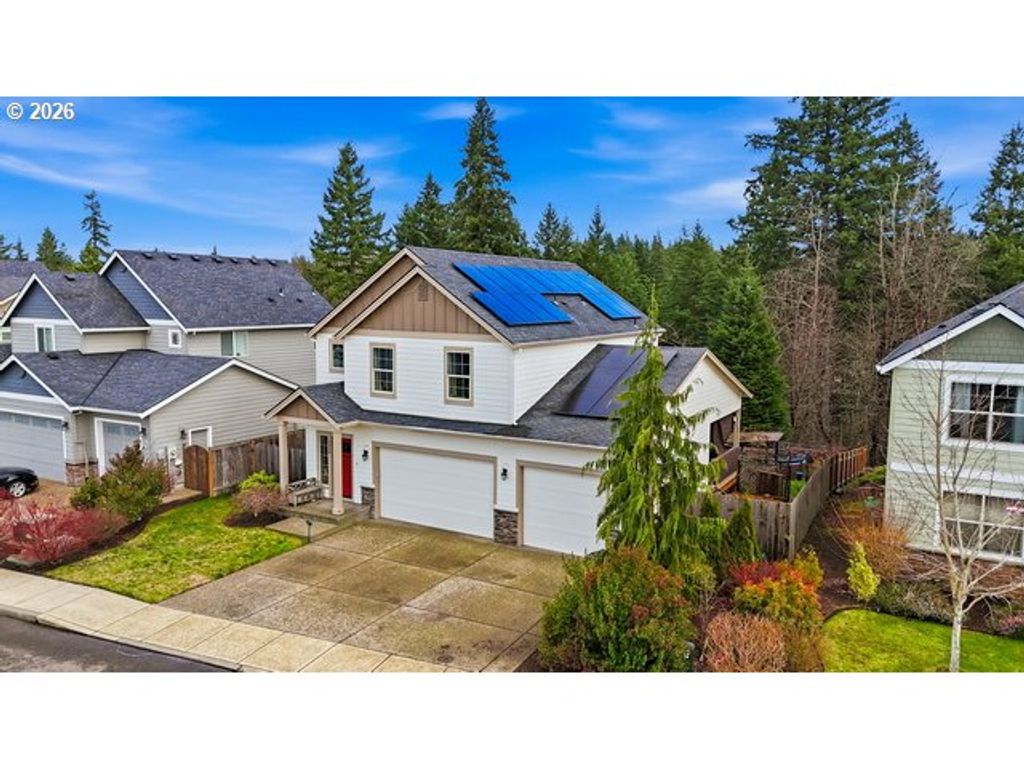 1560 Ne GARDINER Dr, Estacada, OR 97023