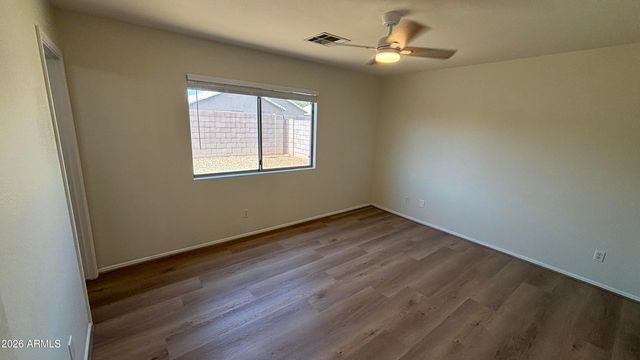 15932 W LUNDBERG Street, Surprise, AZ 85374