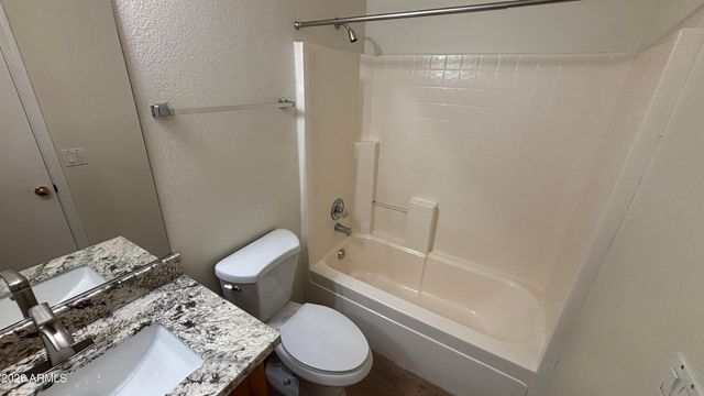 15932 W LUNDBERG Street, Surprise, AZ 85374