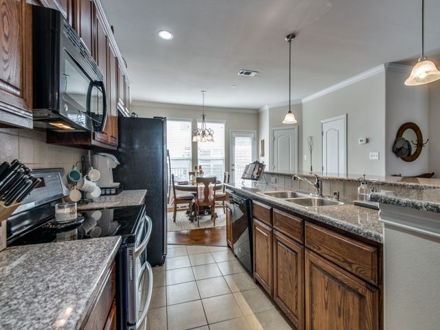 2500 Rockbrook Drive 29, Lewisville, TX 75067