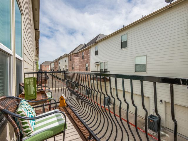 2500 Rockbrook Drive 29, Lewisville, TX 75067