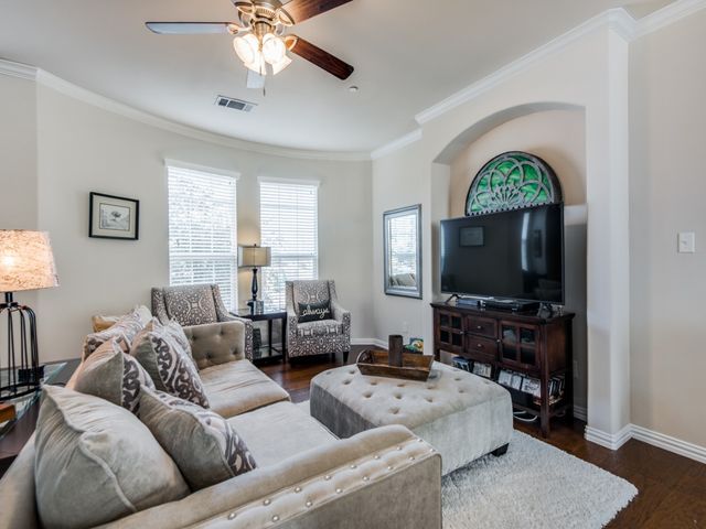 2500 Rockbrook Drive 29, Lewisville, TX 75067