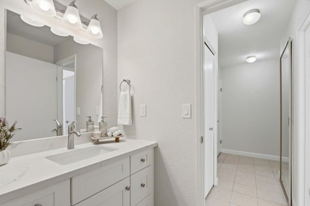 2252 Almaden Road A, San Jose, CA 95125