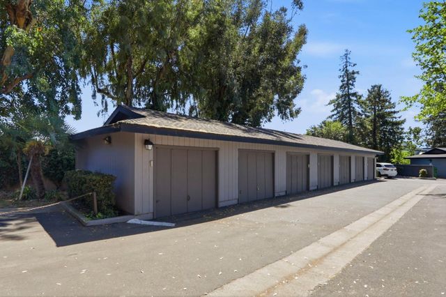 2252 Almaden Road A, San Jose, CA 95125