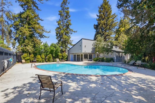 2252 Almaden Road A, San Jose, CA 95125