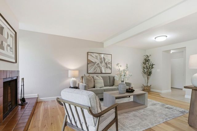 2252 Almaden Road A, San Jose, CA 95125