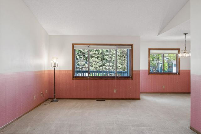 4061 Maureen Drive NE 204NE, Columbia Heights, MN 55421