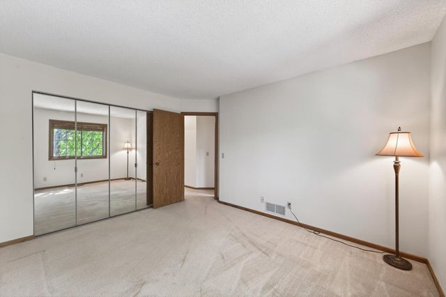 4061 Maureen Drive NE 204NE, Columbia Heights, MN 55421