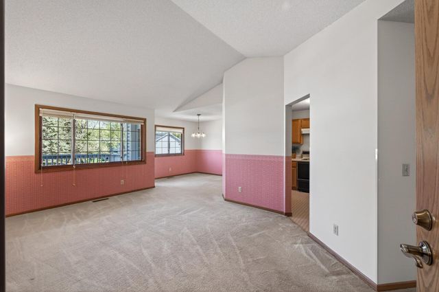 4061 Maureen Drive NE 204NE, Columbia Heights, MN 55421