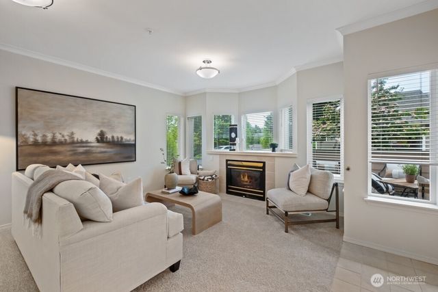 22752 SE 43rd Court, Issaquah, WA 98029