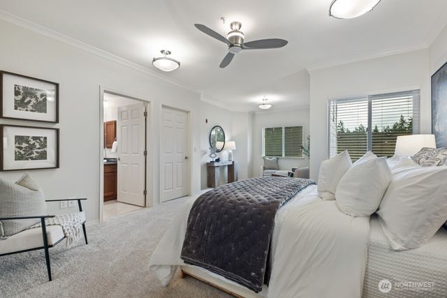 22752 SE 43rd Court, Issaquah, WA 98029