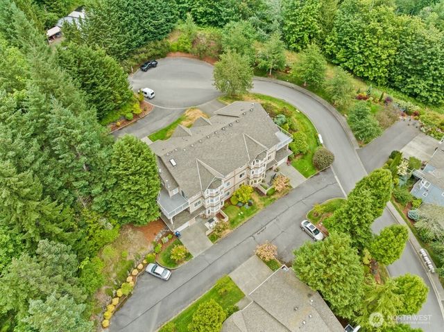 22752 SE 43rd Court, Issaquah, WA 98029