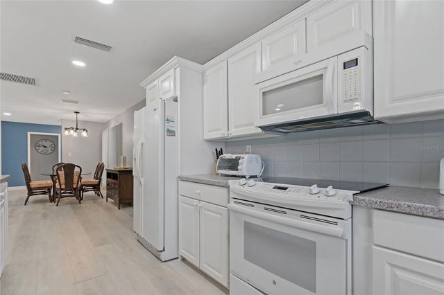 710 TREASURE BOAT WAY, Sarasota, FL 34242