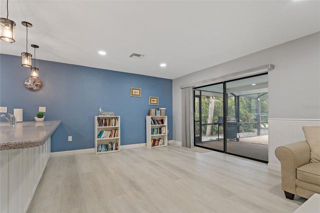 710 TREASURE BOAT WAY, Sarasota, FL 34242