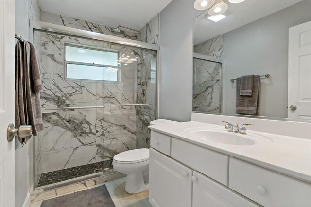 710 TREASURE BOAT WAY, Sarasota, FL 34242