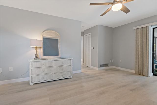 710 TREASURE BOAT WAY, Sarasota, FL 34242