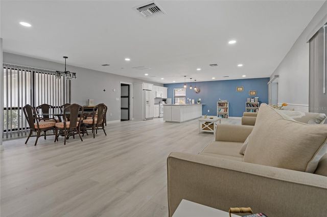 710 TREASURE BOAT WAY, Sarasota, FL 34242