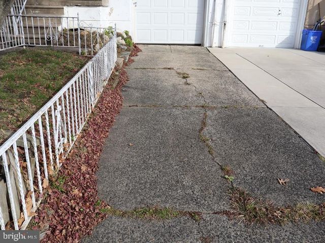 7028 SHELDRAKE PL, Philadelphia, PA 19153