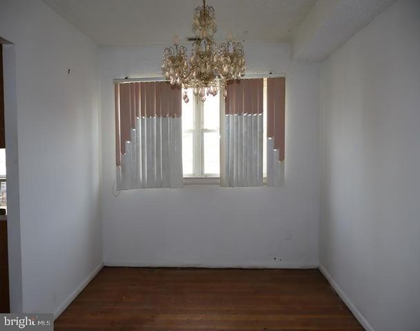 7028 SHELDRAKE PL, Philadelphia, PA 19153