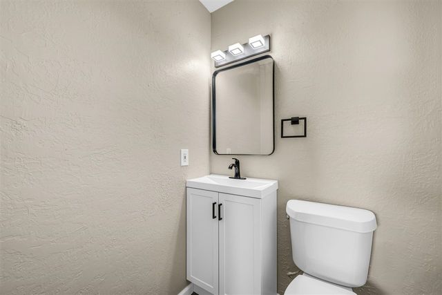 4703 SW K Circle, Lawton, OK 73505