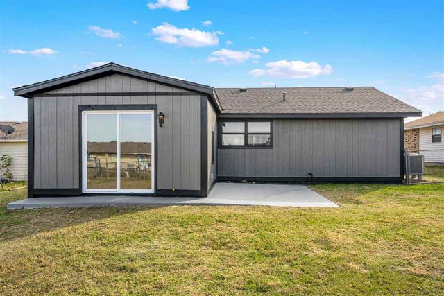 4703 SW K Circle, Lawton, OK 73505