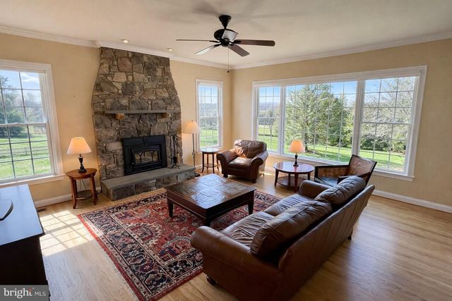 15371 LIMESTONE SCHOOL RD, Leesburg, VA 20176