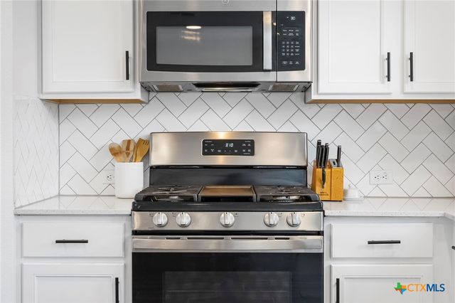 140 Witchhazel Way, San Marcos, TX 78666