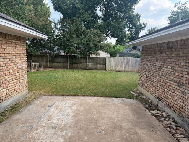 1006 Aspen Lane, Mansfield, TX 76063