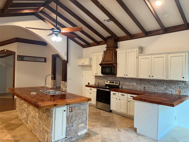 1006 Aspen Lane, Mansfield, TX 76063