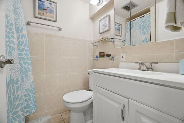 5108 AMULET DRIVE 205, New Port Richey, FL 34652