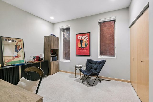 561 Laurel Avenue 1, Saint Paul, MN 55102