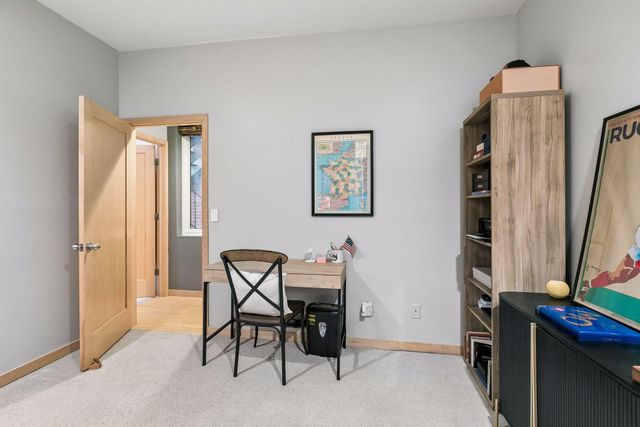 561 Laurel Avenue 1, Saint Paul, MN 55102