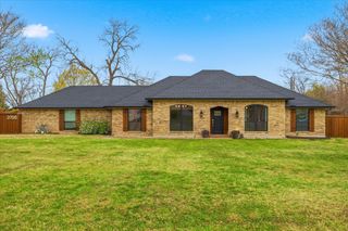 3705 Castle Drive, Rowlett, TX 75089