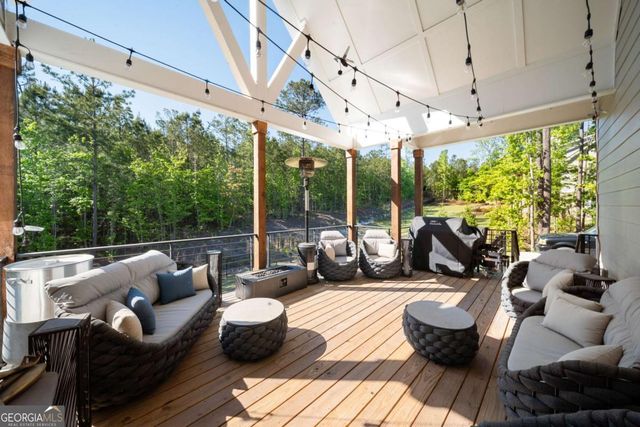 40 Fernbank Way, Newnan, GA 30265