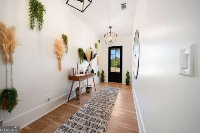 40 Fernbank Way, Newnan, GA 30265