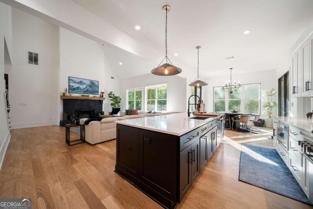 40 Fernbank Way, Newnan, GA 30265