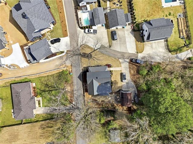 275 Strippling Street, Ball Ground, GA 30107