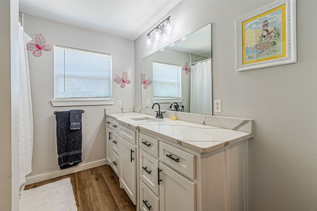 3135 Brazos River Drive, Granbury, TX 76048