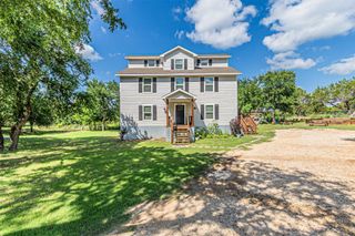 3135 Brazos River Drive, Granbury, TX 76048
