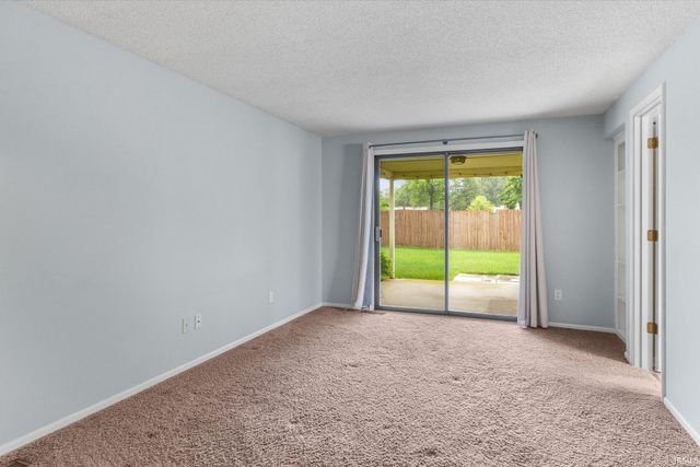 3914 Thornbury Place, Fort Wayne, IN 46804