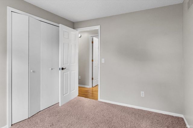 3914 Thornbury Place, Fort Wayne, IN 46804