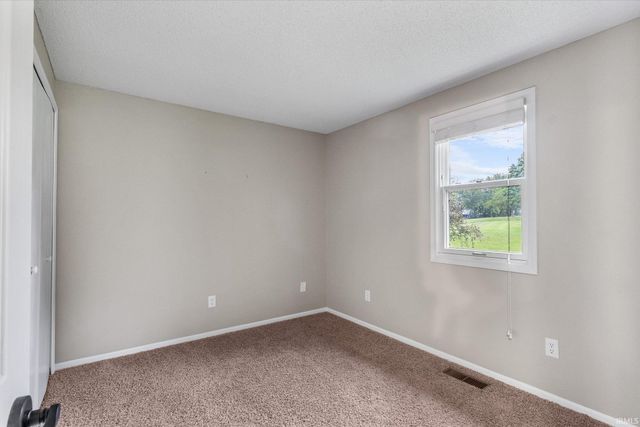 3914 Thornbury Place, Fort Wayne, IN 46804