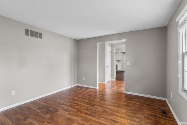 3914 Thornbury Place, Fort Wayne, IN 46804