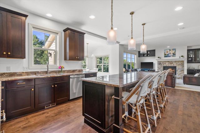 N47W7810 Parkland ROAD, Cedarburg, WI 53012