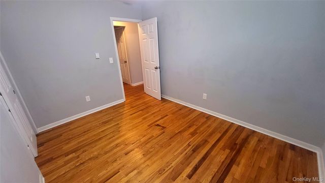 12 High Ridge Road, Poughkeepsie, NY 12603
