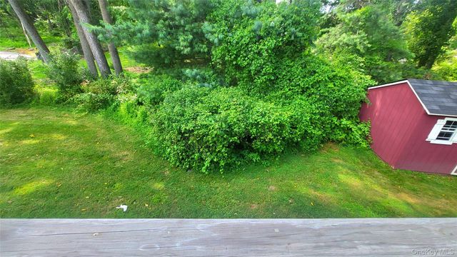 12 High Ridge Road, Poughkeepsie, NY 12603