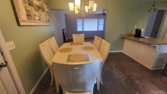 12 High Ridge Road, Poughkeepsie, NY 12603